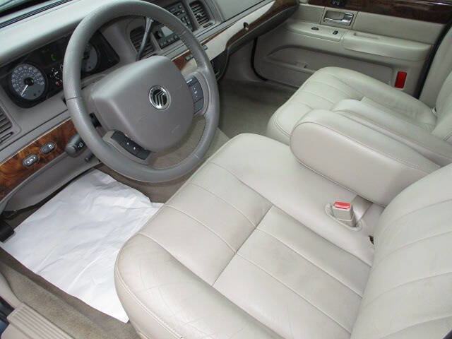 Used 2007 Mercury Grand Marquis LS image 13