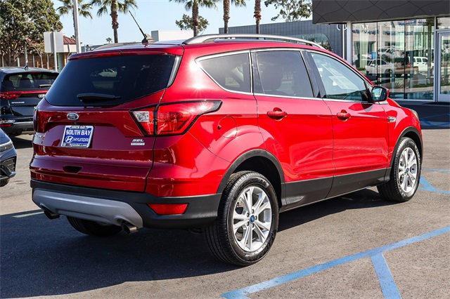 Used 2019 Ford Escape SEL image 6