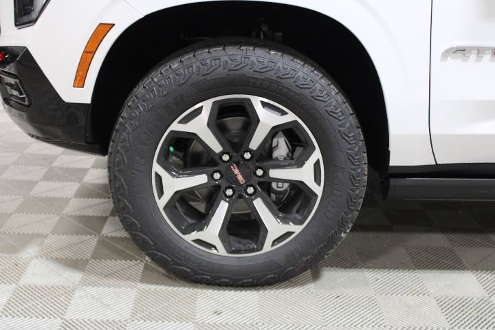 New 2026 GMC Yukon XL AT4 w/ AT4 Premium Plus Package AWD/4WD image 44