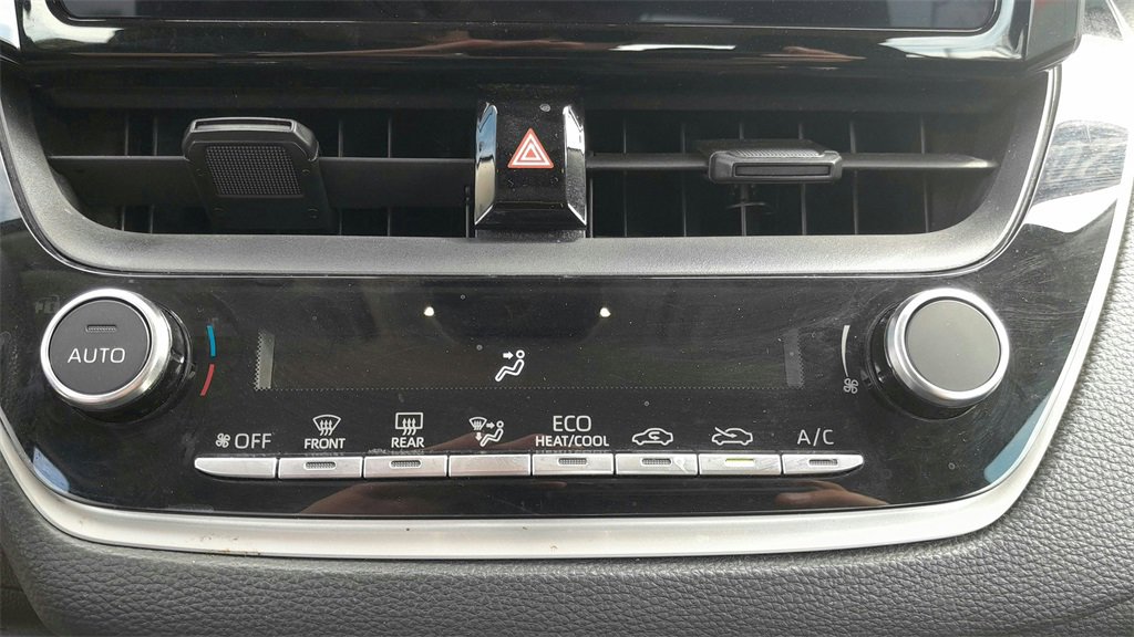 Used 2023 Toyota Corolla LE image 26