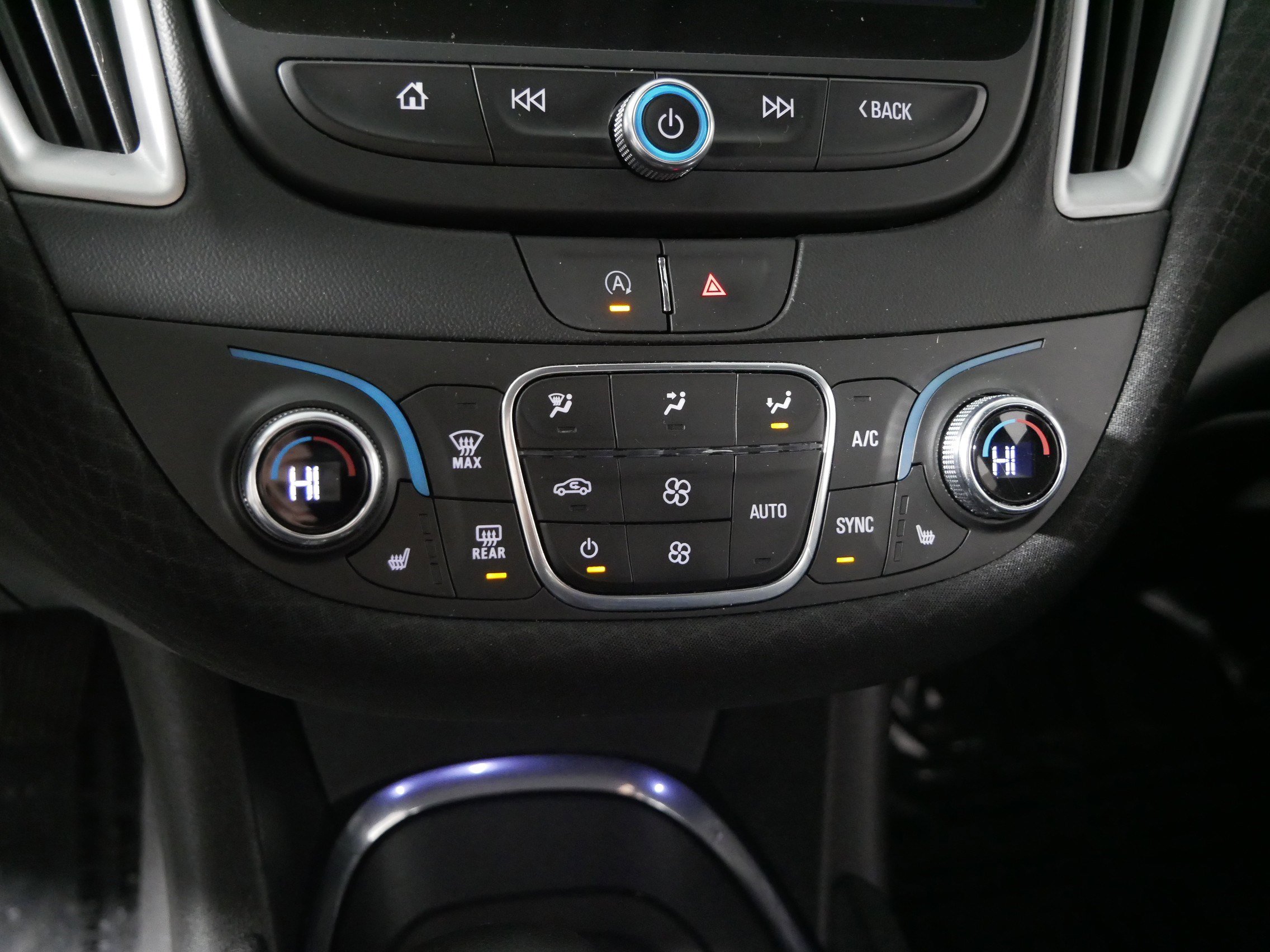 Used 2023 Chevrolet Malibu LT image 23