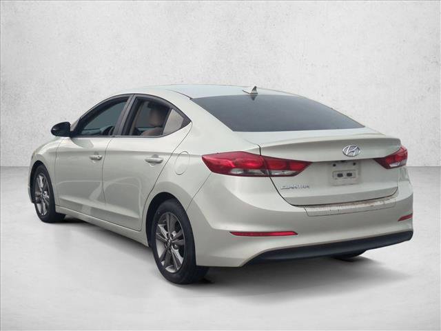 Used 2017 Hyundai Elantra SE image 7