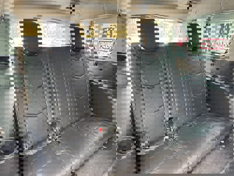 Used 2020 Cadillac Escalade ESV Premium Luxury image 49