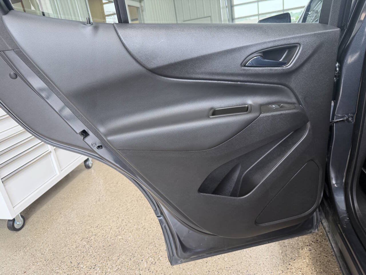 Used 2023 Chevrolet Equinox LT FWD image 21