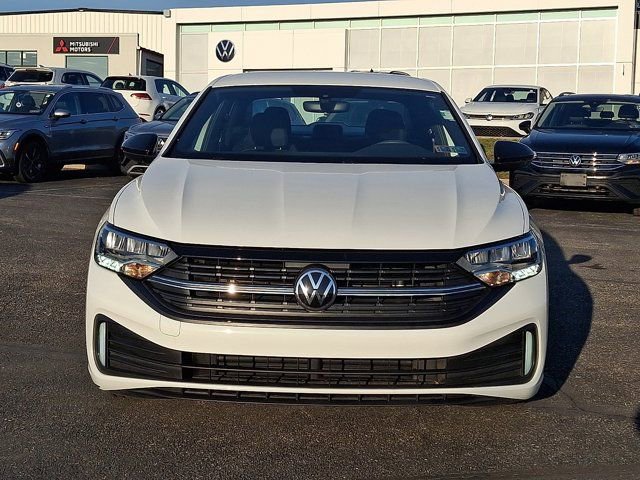 Certified 2023 Volkswagen Jetta Sport image 2