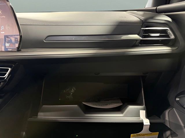 New 2026 Chevrolet Traverse LT w/ Driver Confidence Package image 24