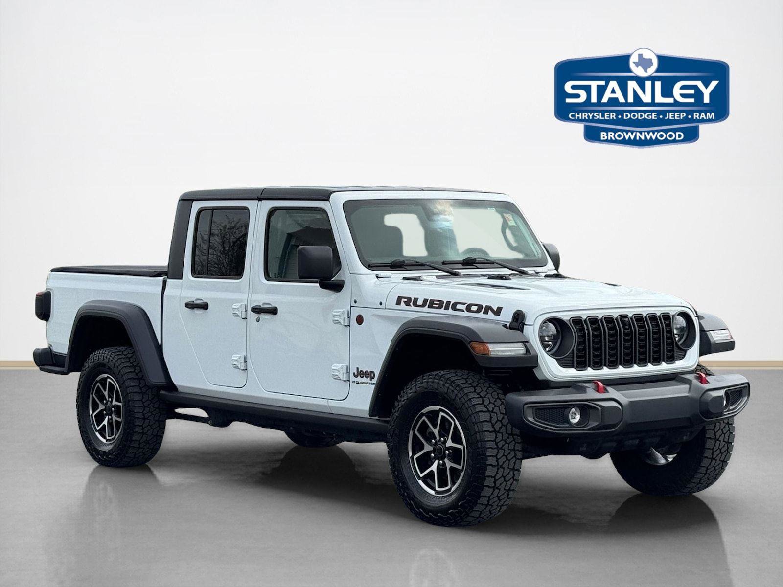 Used 2024 Jeep Gladiator Rubicon w/ Technology Group AWD/4WD image 1