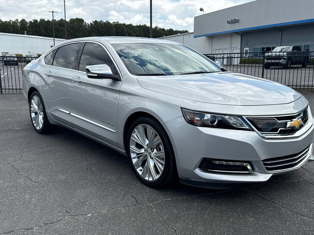 Used 2018 Chevrolet Impala Premier w/ Premier Confidence Package FWD image 4