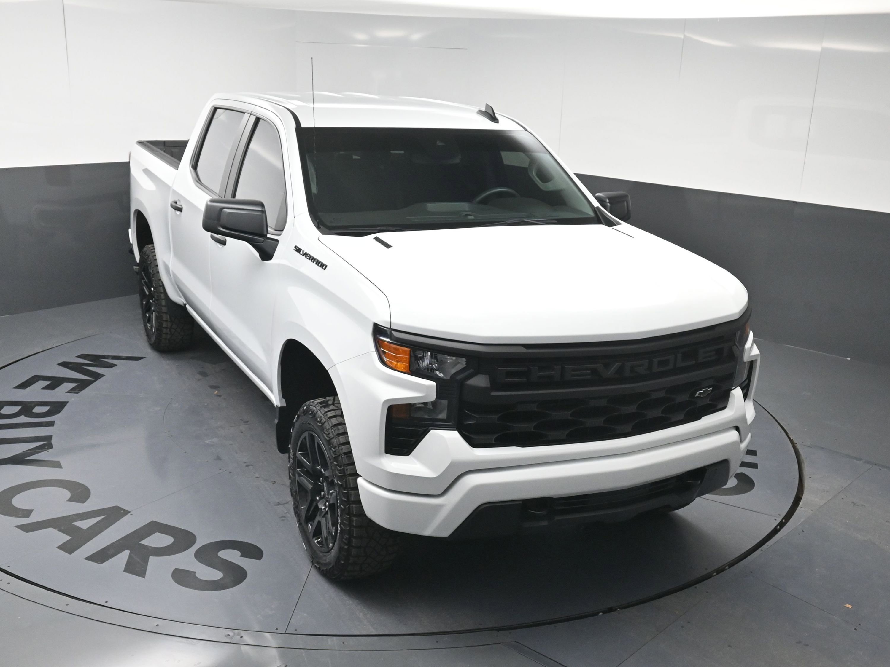 Certified 2025 Chevrolet Silverado 1500 Custom w/ Turbomax Blackout Package image 32