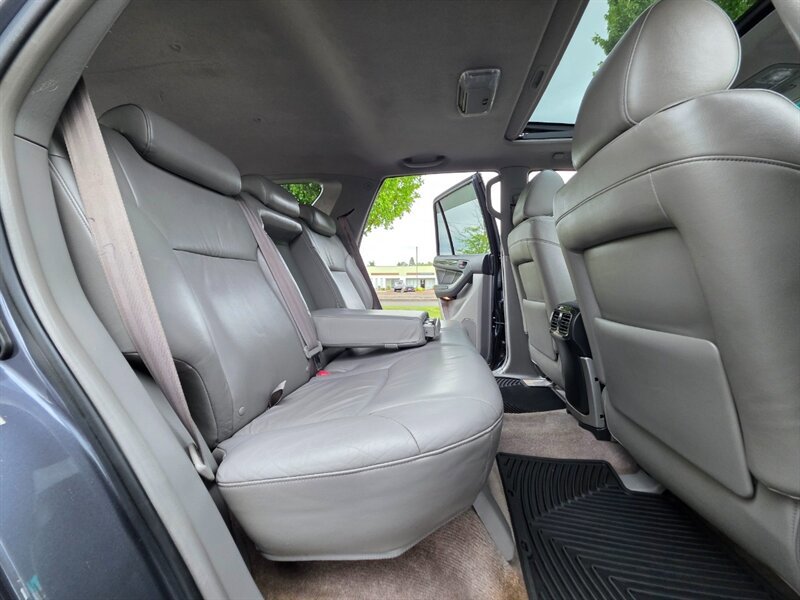 Used 2005 Toyota 4Runner Limited AWD/4WD image 16