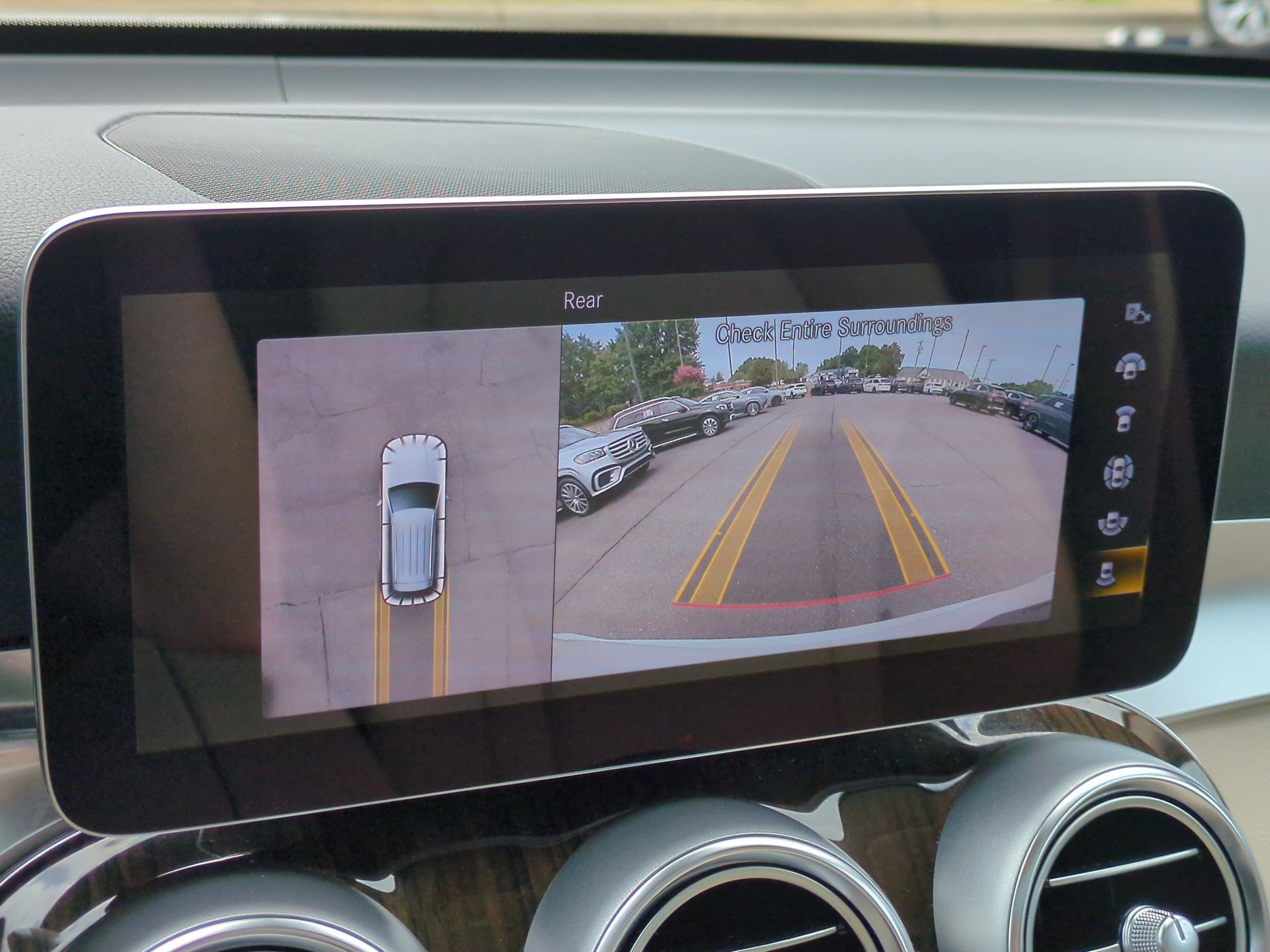 Certified 2022 Mercedes-Benz GLC 300 image 23