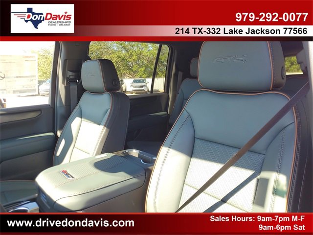 New 2026 GMC Yukon XL AT4 image 17