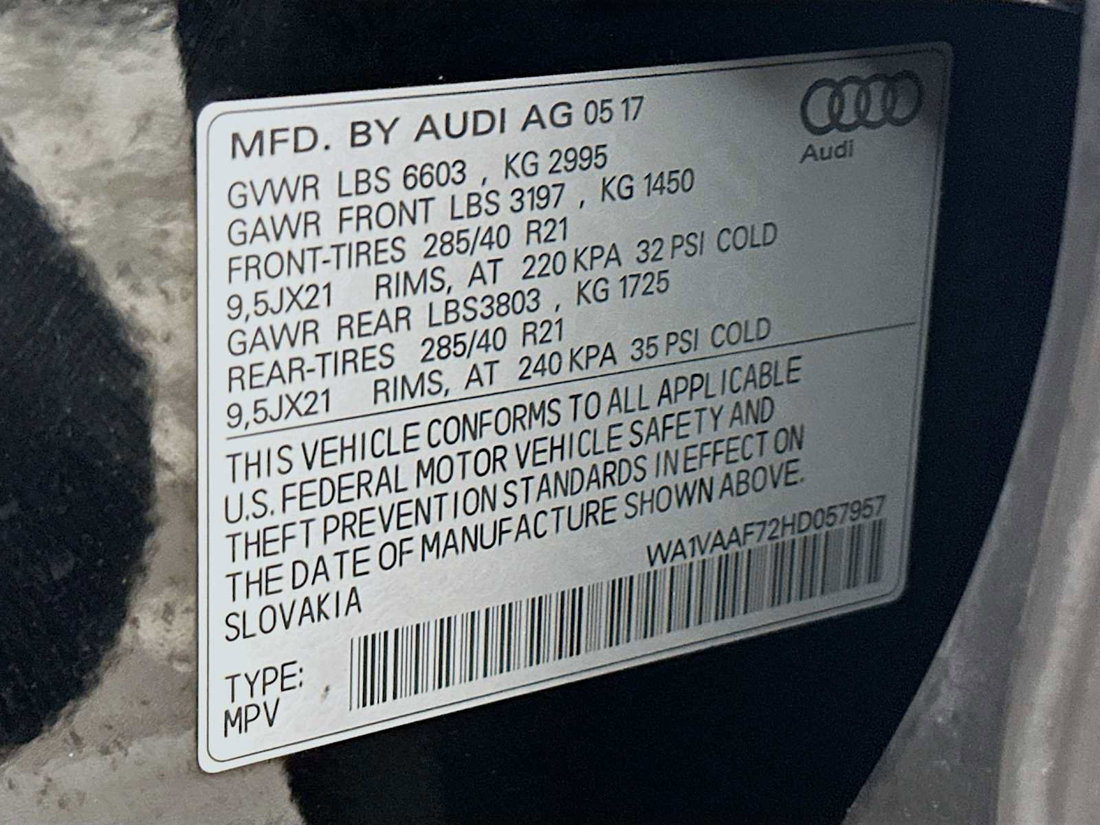 Used 2017 Audi Q7 3.0T Prestige image 32