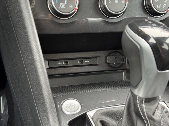 Used 2022 Volkswagen Tiguan S image 12