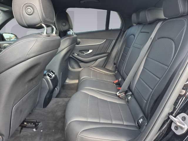 Used 2021 Mercedes-Benz GLC 300 4MATIC Coupe image 16