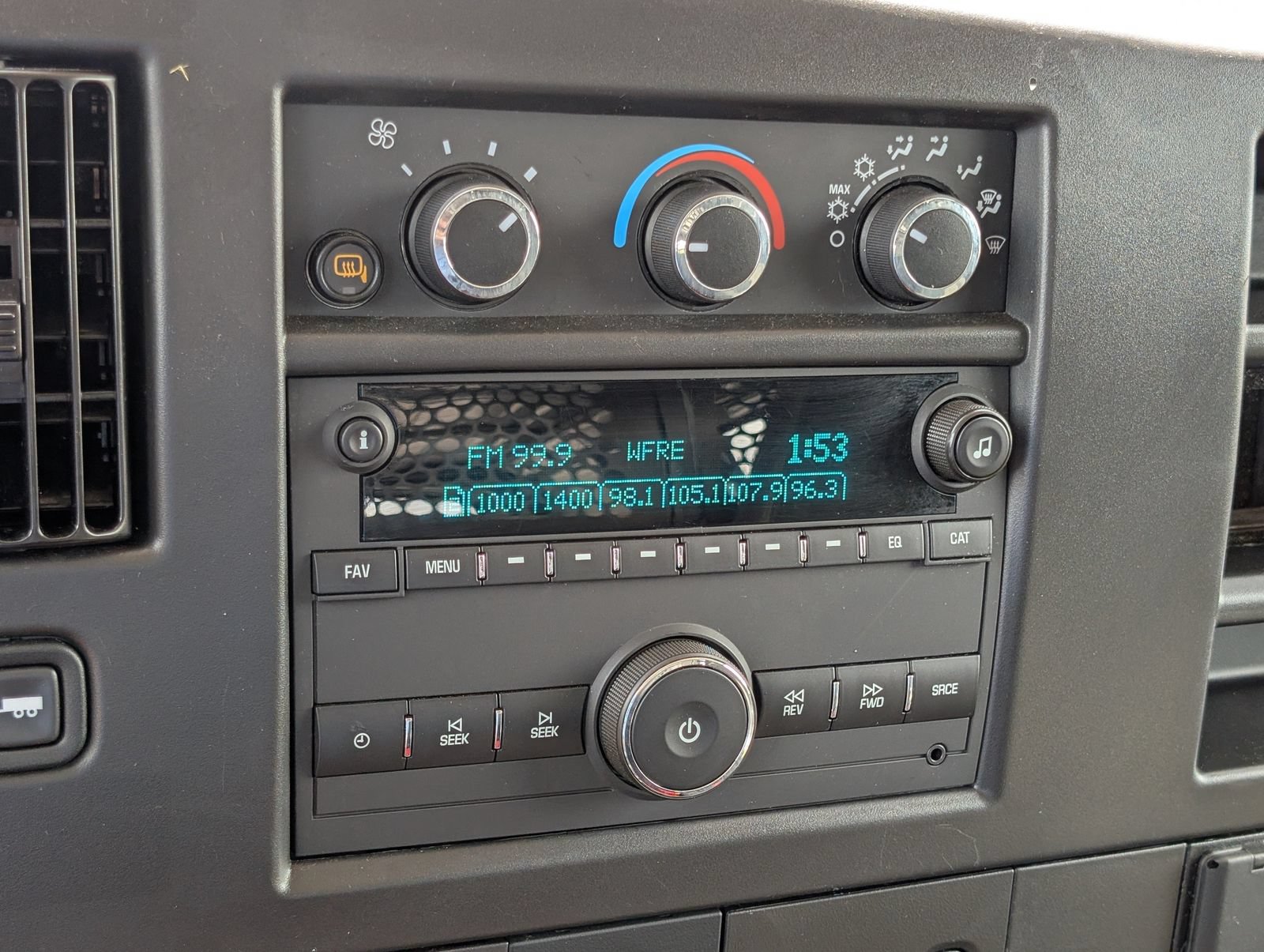 Used 2025 GMC Savana 2500 w/ Driver Convenience Package RWD image 24