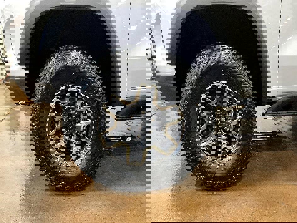 New 2026 Chevrolet Colorado ZR2 w/ Technology Package image 9