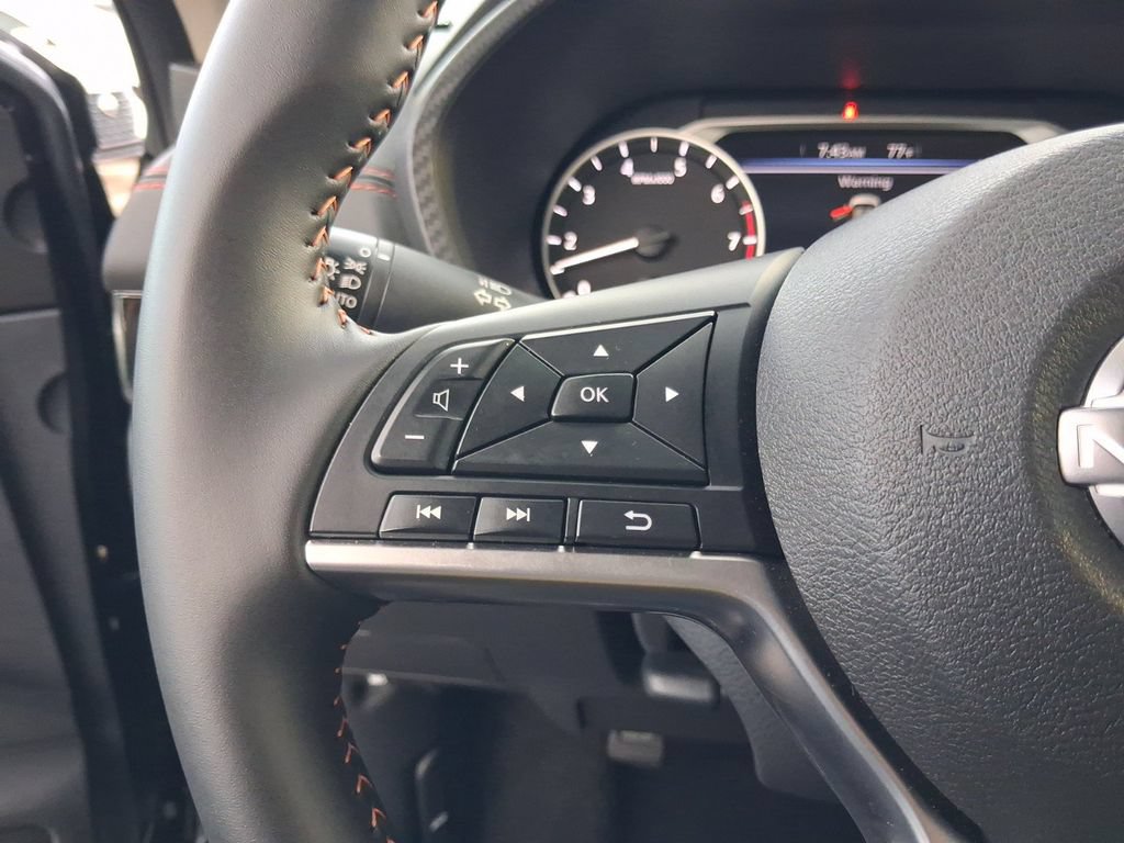 Used 2025 Nissan Sentra SR w/ Midnight Edition FWD image 25