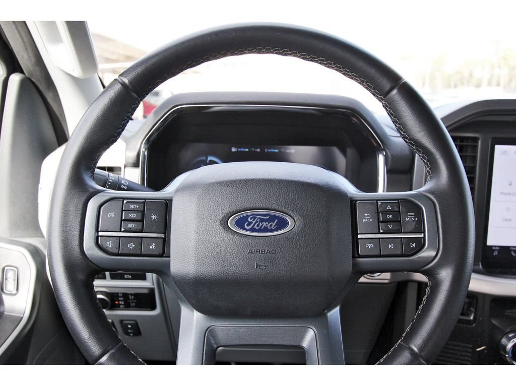 Used 2023 Ford F150 Lightning XLT AWD/4WD image 15