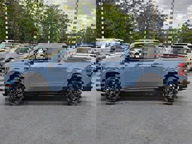 New 2025 Ford Maverick Lariat w/ Black Appearance Package image 37