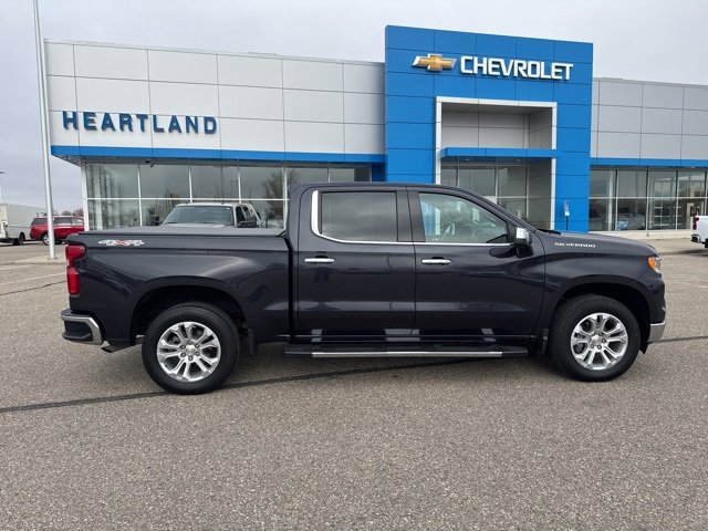 Used 2022 Chevrolet Silverado 1500 LTZ image 8
