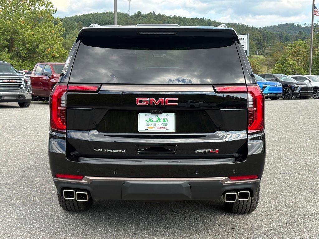 New 2025 GMC Yukon AT4 Ultimate w/ LPO, Floor Liner Package image 18