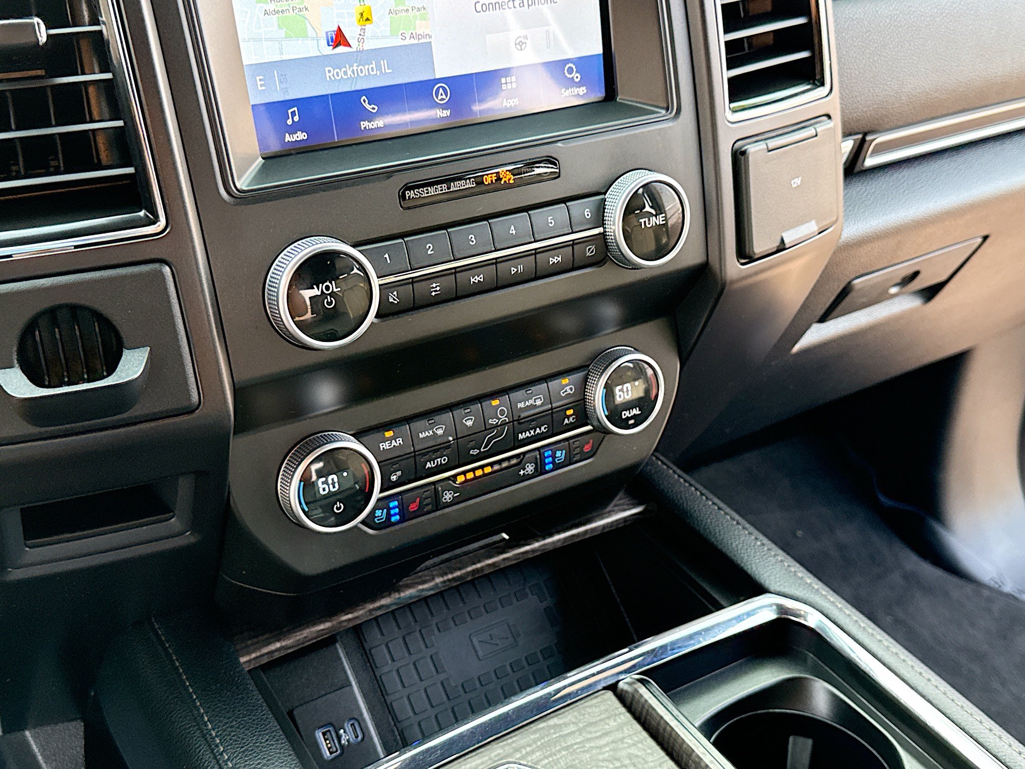 Used 2021 Ford Expedition Limited AWD/4WD image 11