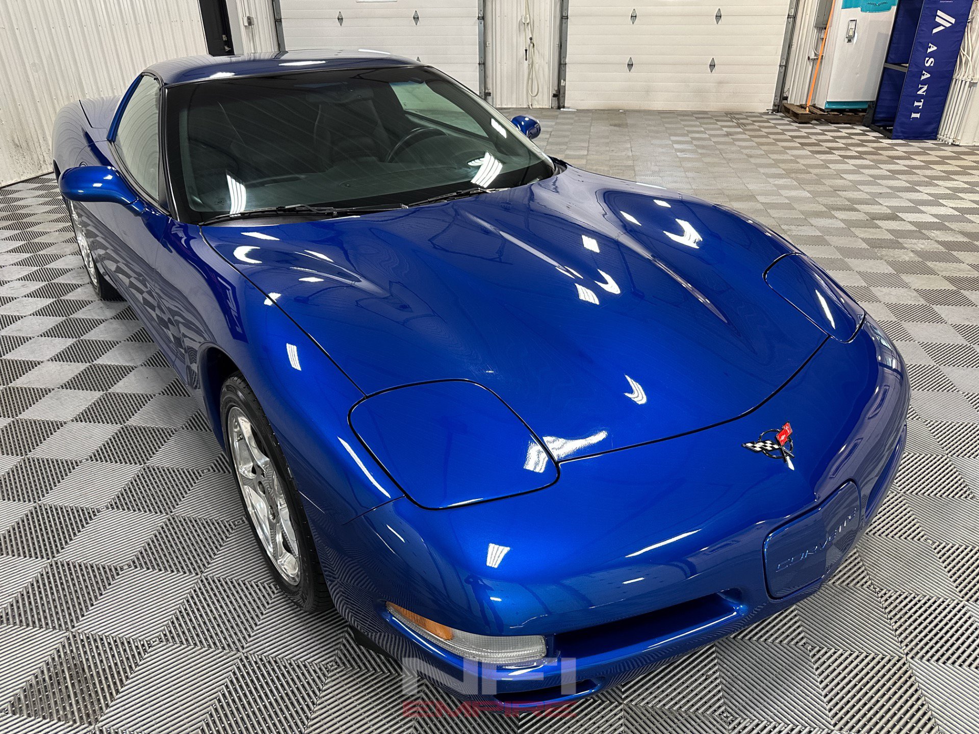 Used 2002 Chevrolet Corvette Coupe w/ Preferred Equipment Group2 RWD image 5