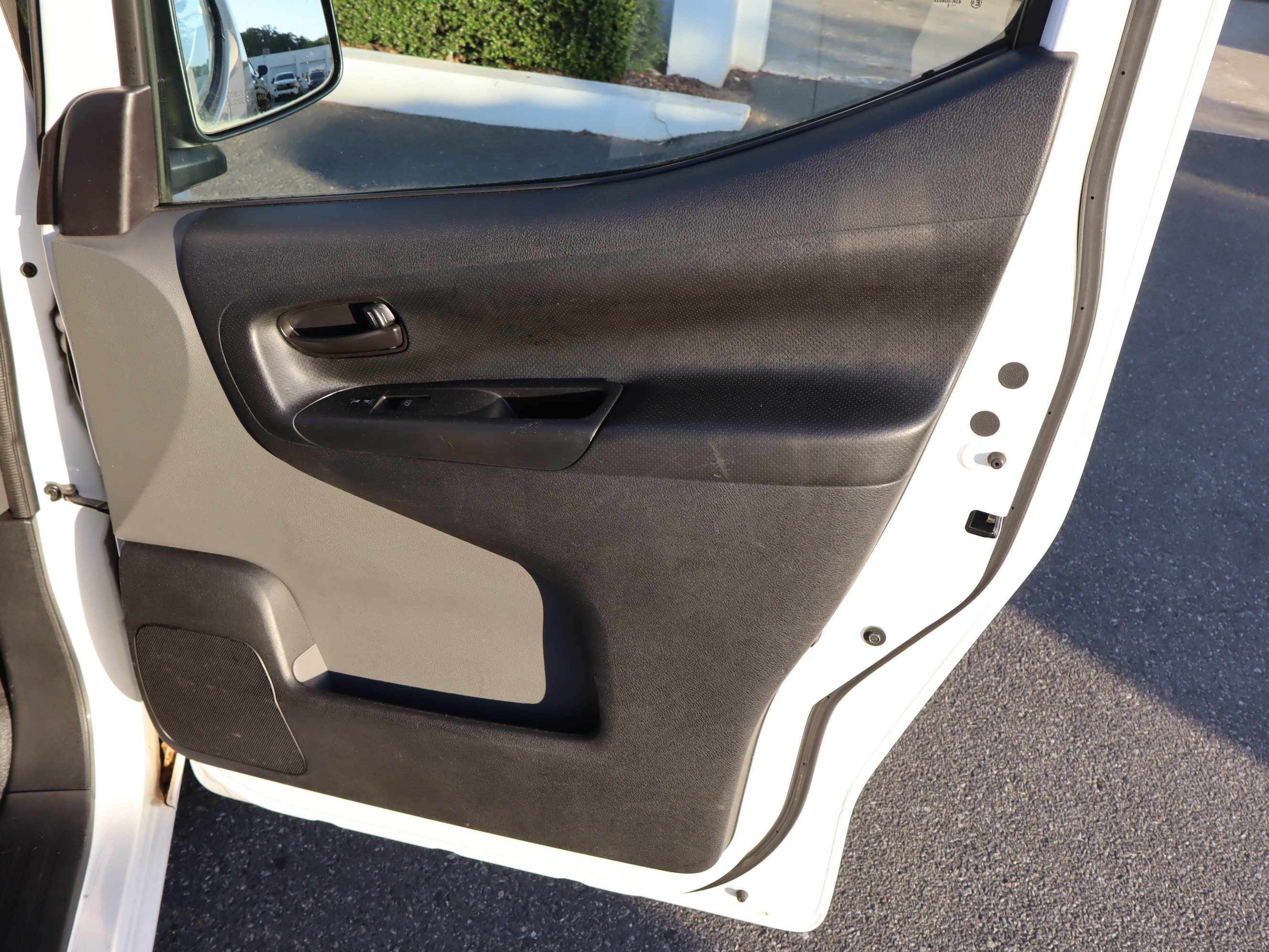 Used 2015 Chevrolet City Express LT w/ Technology Package FWD image 34
