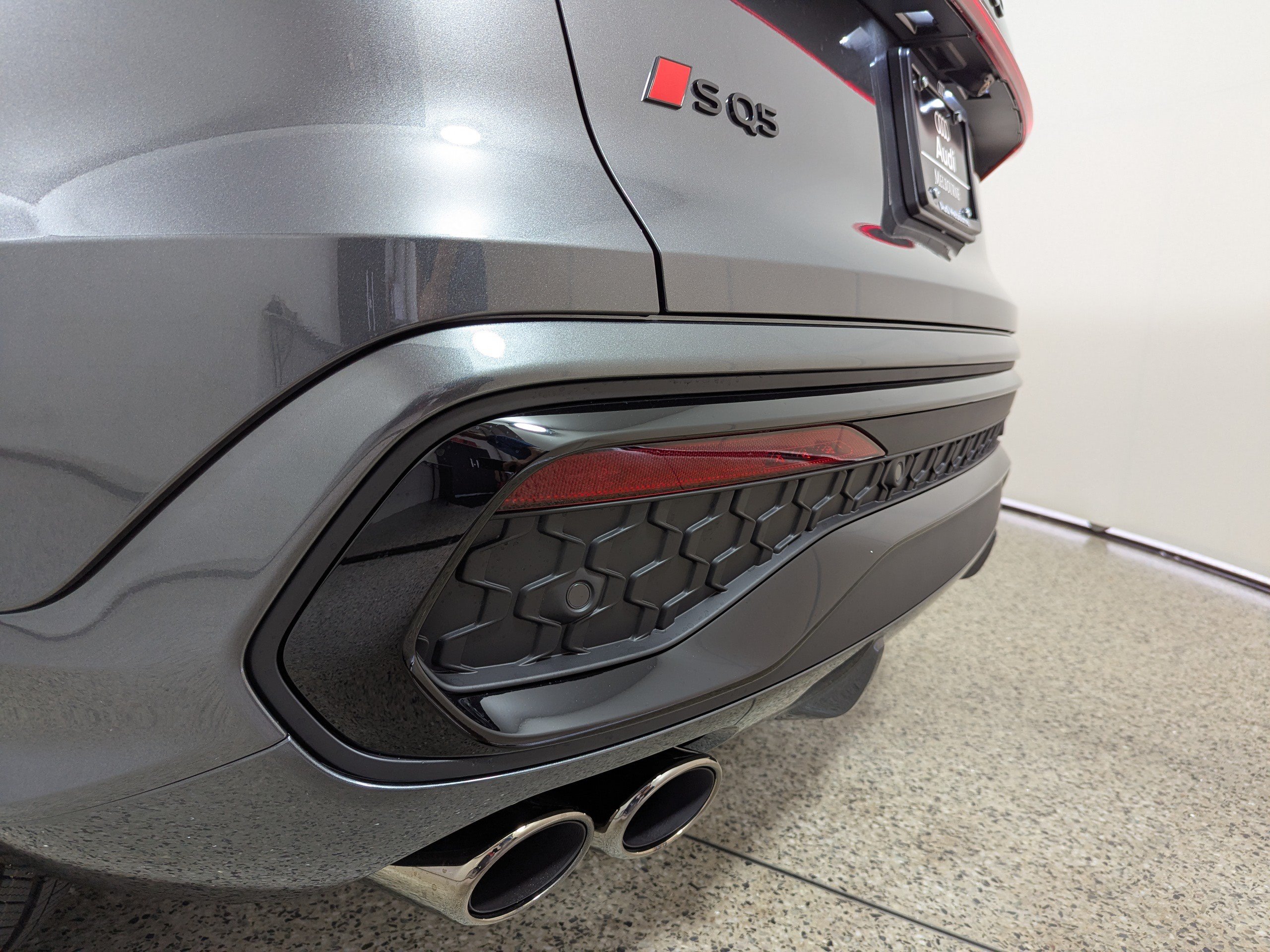 New 2026 Audi SQ5 Prestige AWD/4WD image 5