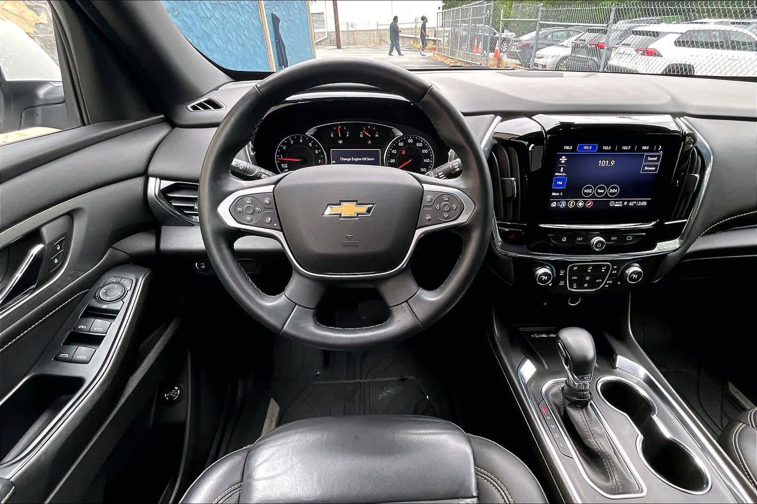 Used 2023 Chevrolet Traverse LT AWD/4WD image 6