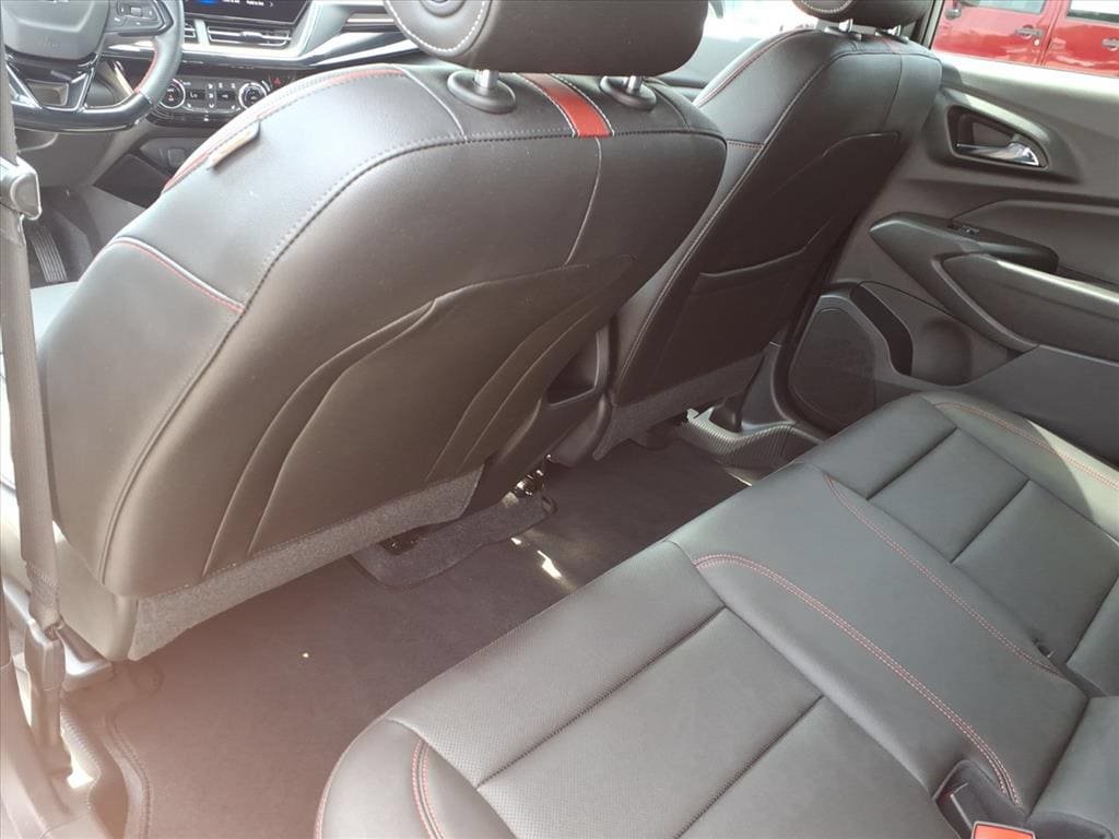 Used 2026 Chevrolet Trax RS w/ Driver Confidence Package FWD image 15