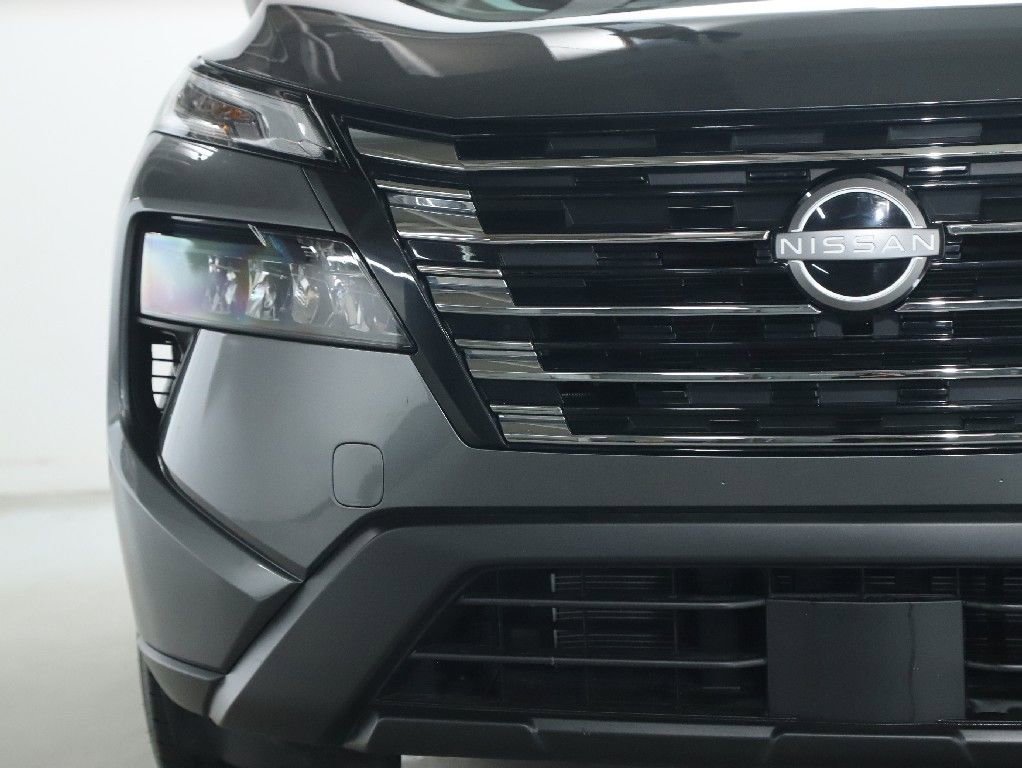 Certified 2026 Nissan Rogue S image 7