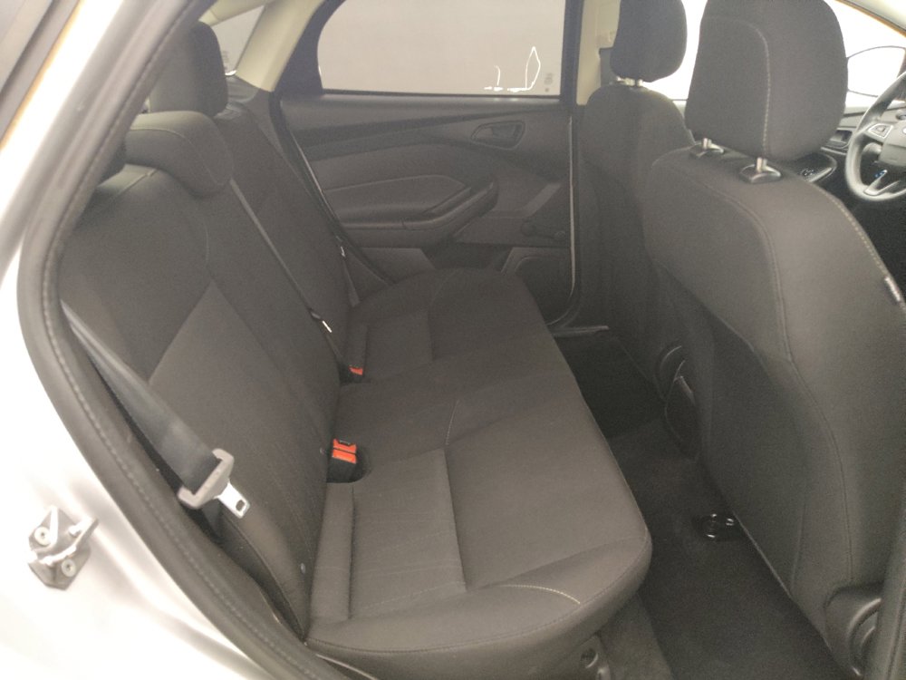 Used 2018 Ford Focus S FWD image 19