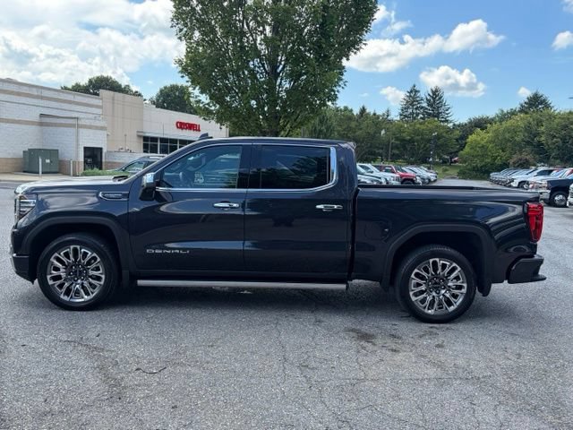 Used 2024 GMC Sierra 1500 Denali Ultimate AWD/4WD image 4