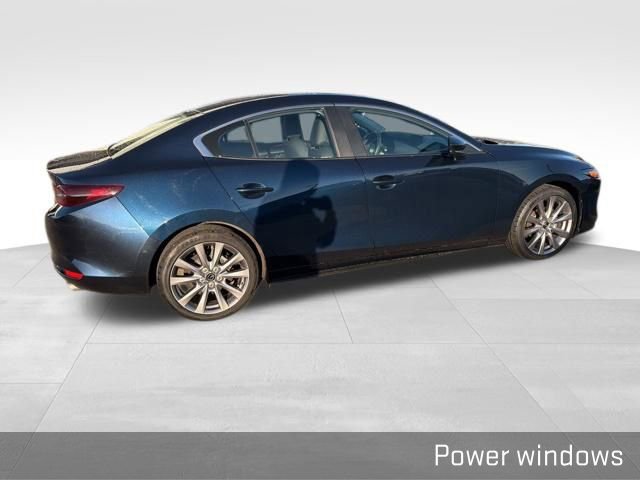 Used 2021 MAZDA MAZDA3 s image 14