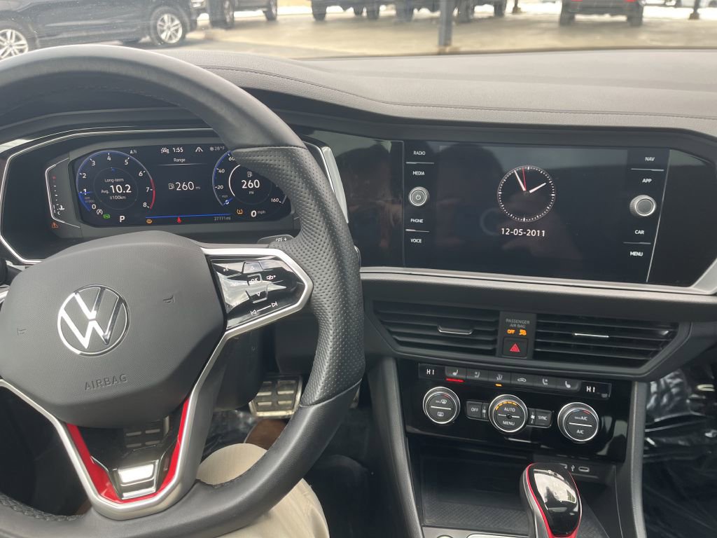 Used 2023 Volkswagen Jetta GLI Autobahn image 33