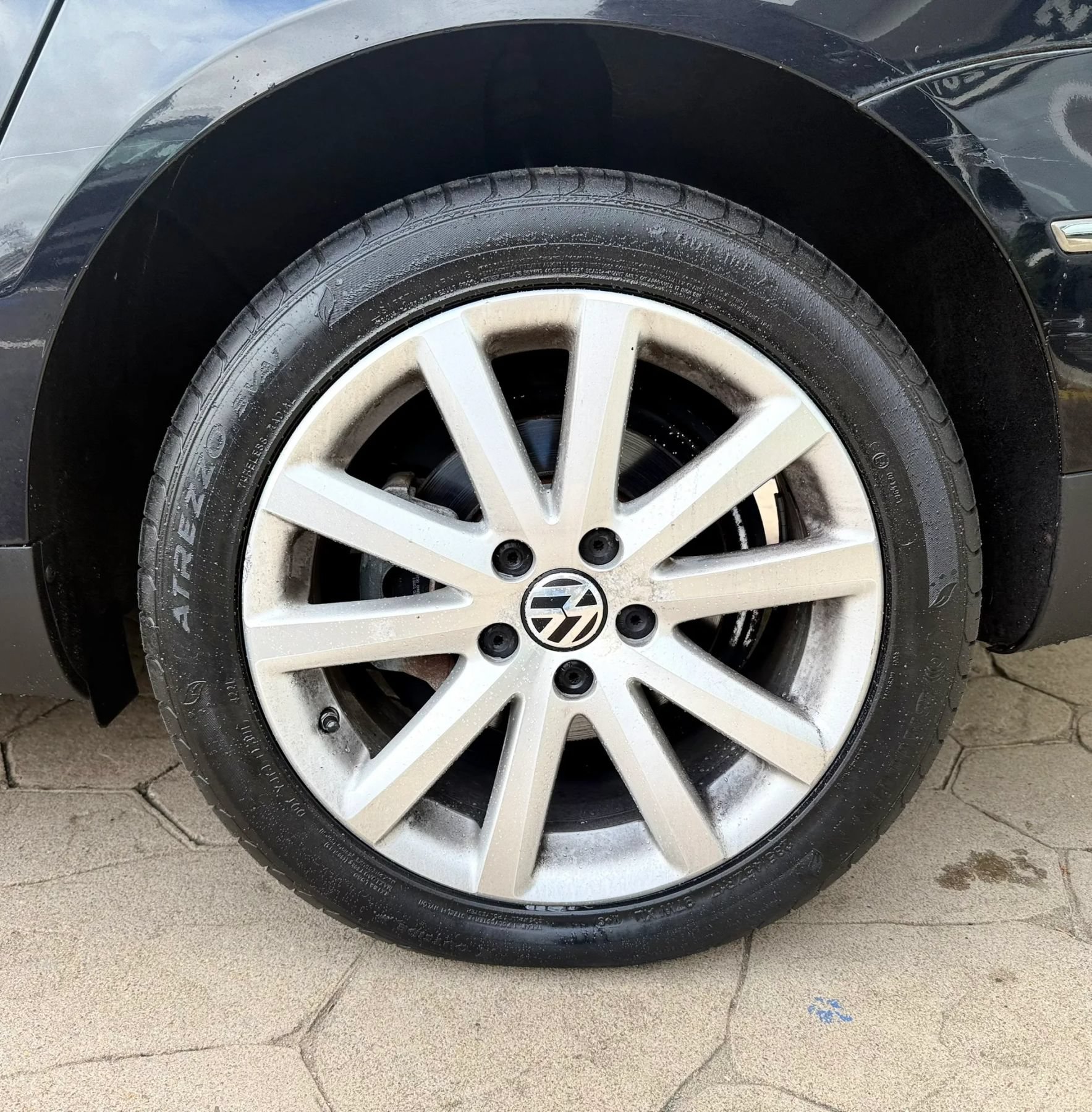 Used 2010 Volkswagen Passat Komfort FWD image 48