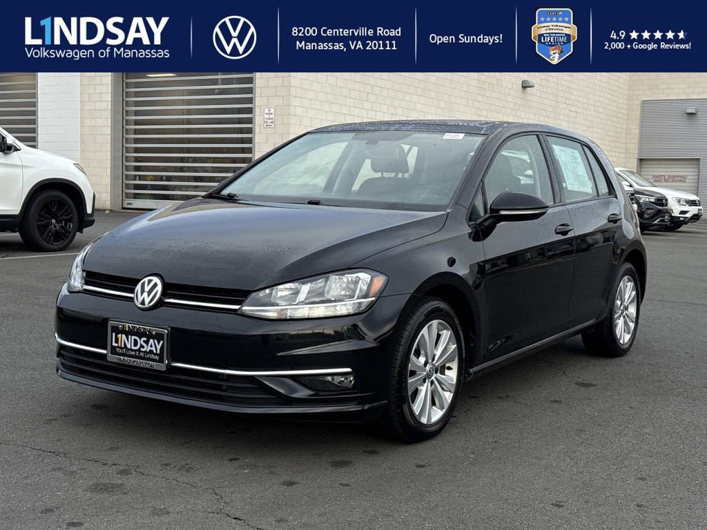 Used 2019 Volkswagen Golf SE image 5