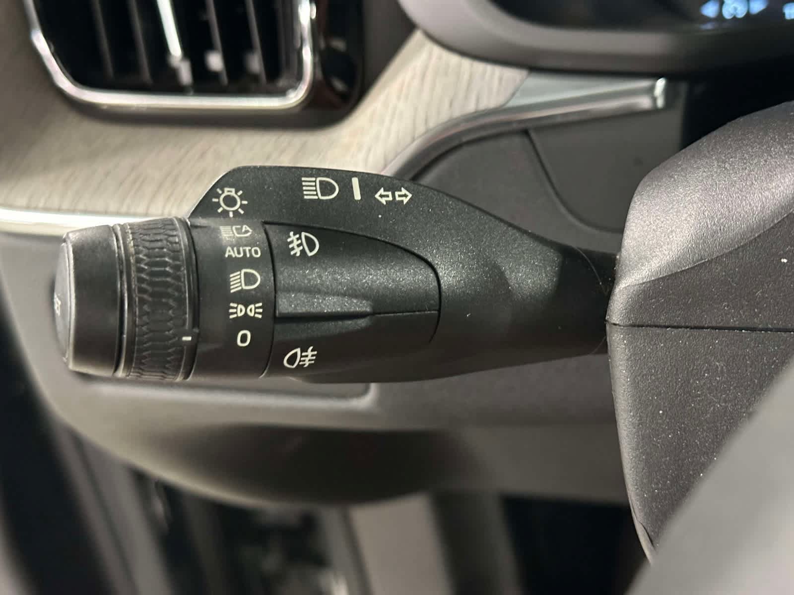 Used 2019 Volvo XC60 T6 Inscription AWD/4WD image 30