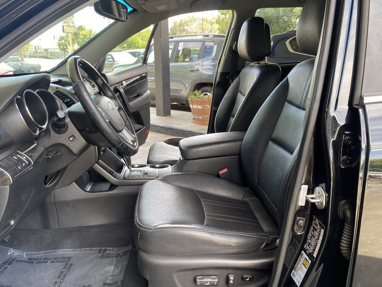 Used 2013 Kia Sorento SX w/ SX Premium Pkg FWD image 7