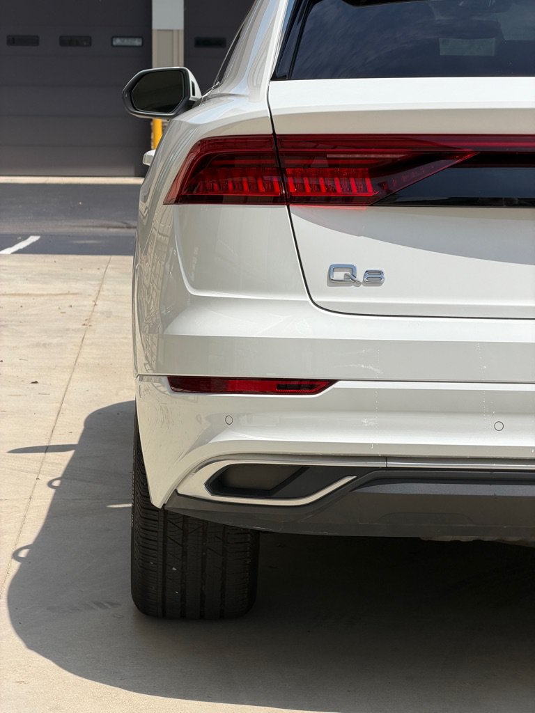Used 2023 Audi Q8 Premium w/ Convenience Package AWD/4WD image 13