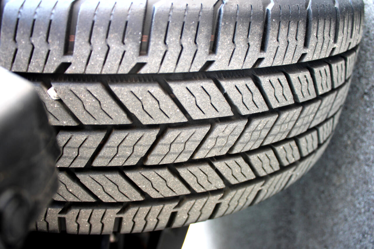 Used 2015 Subaru Forester 2.5i w/ Alloy Wheel Package image 8