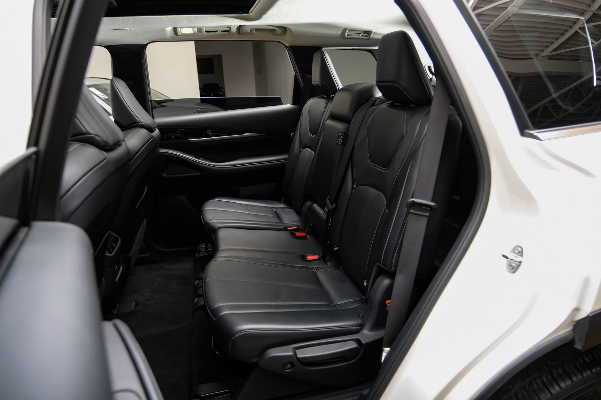 Used 2025 INFINITI QX60 Pure FWD image 51