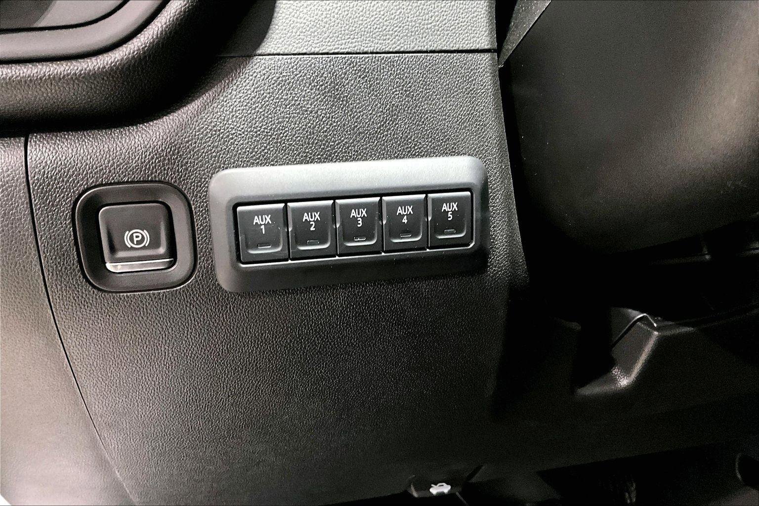 New 2025 Chevrolet Silverado 3500 W/T w/ WT Convenience Package image 20