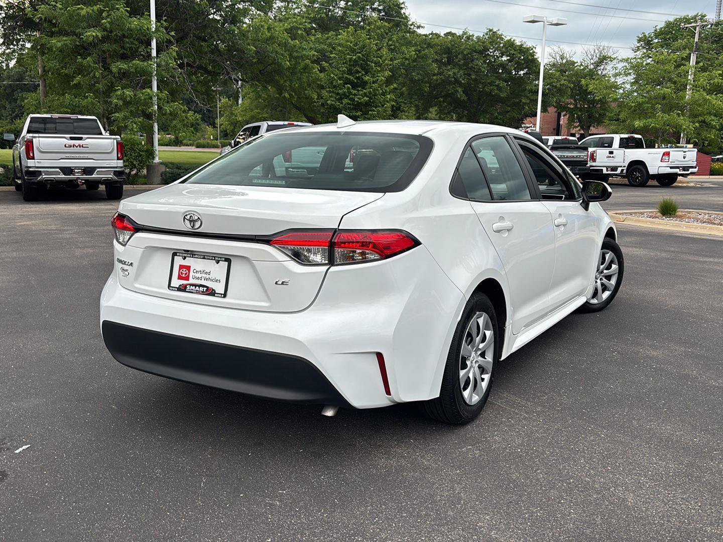 Used 2024 Toyota Corolla LE FWD image 17