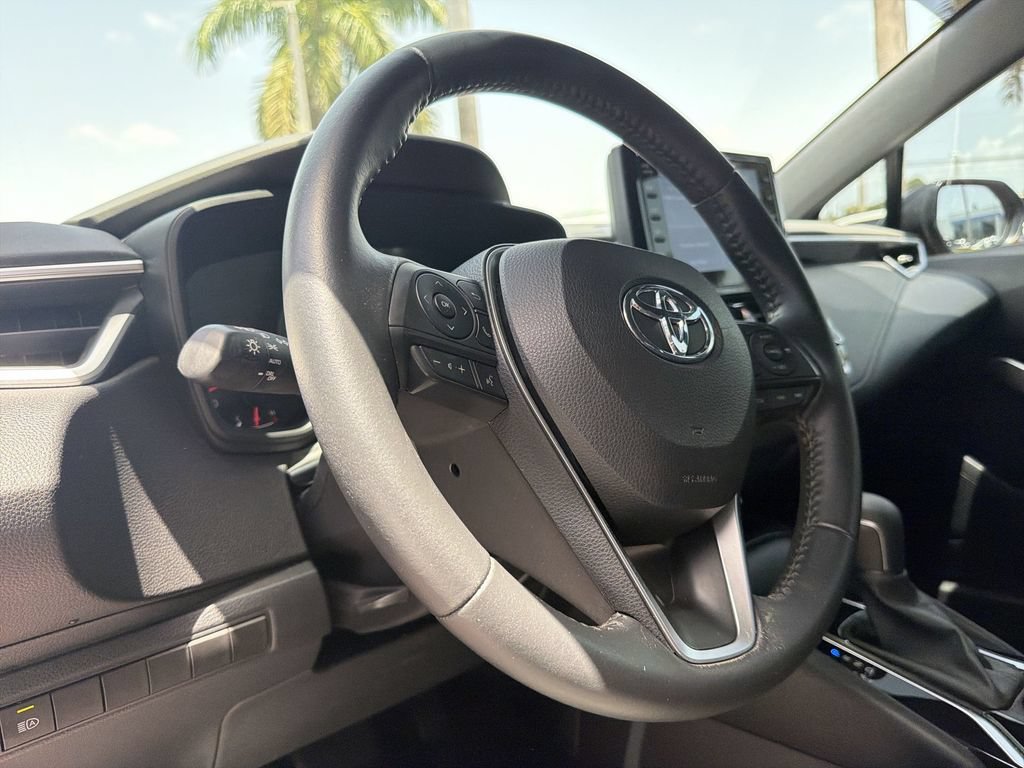 Used 2022 Toyota Corolla SE FWD image 22