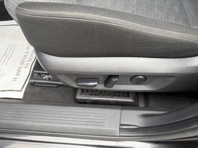 Used 2023 Nissan Rogue SV FWD image 10