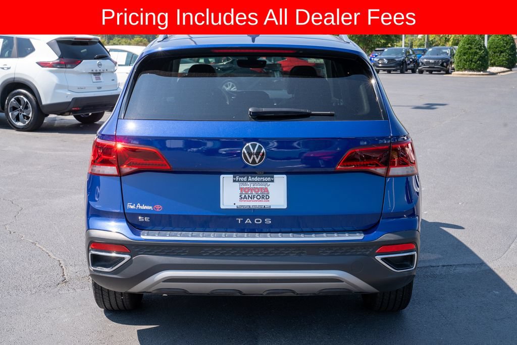 Used 2022 Volkswagen Taos SE FWD image 4
