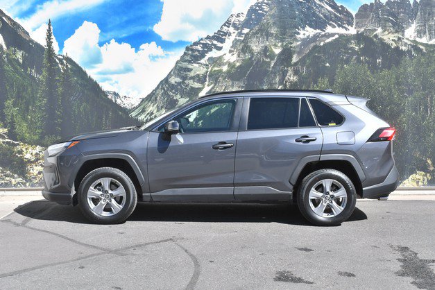 Used 2024 Toyota RAV4 XLE w/ Convenience Package AWD/4WD image 7